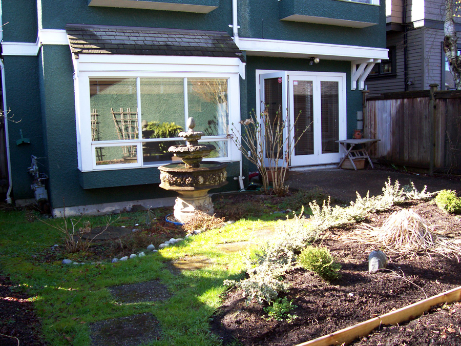 kitsilano-back-garden